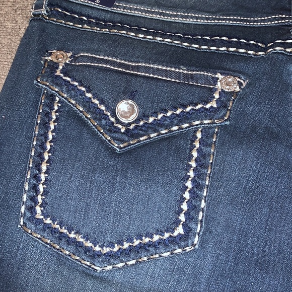 Seven7 Jeans - Picture 4 of 10